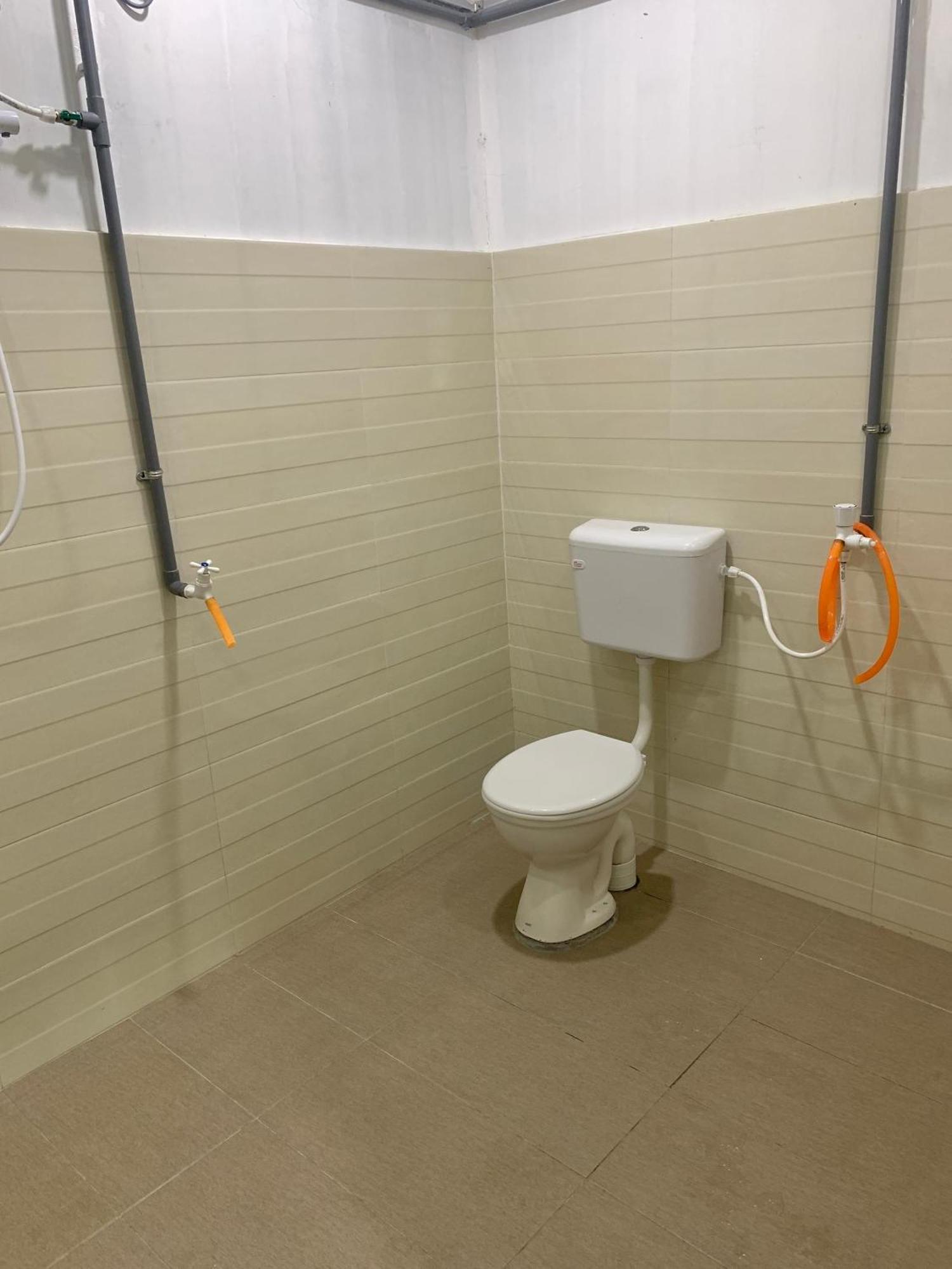 Tiara Inn Homestay 2 Tingkat Pontian Johor Pontian Besar Exteriör bild