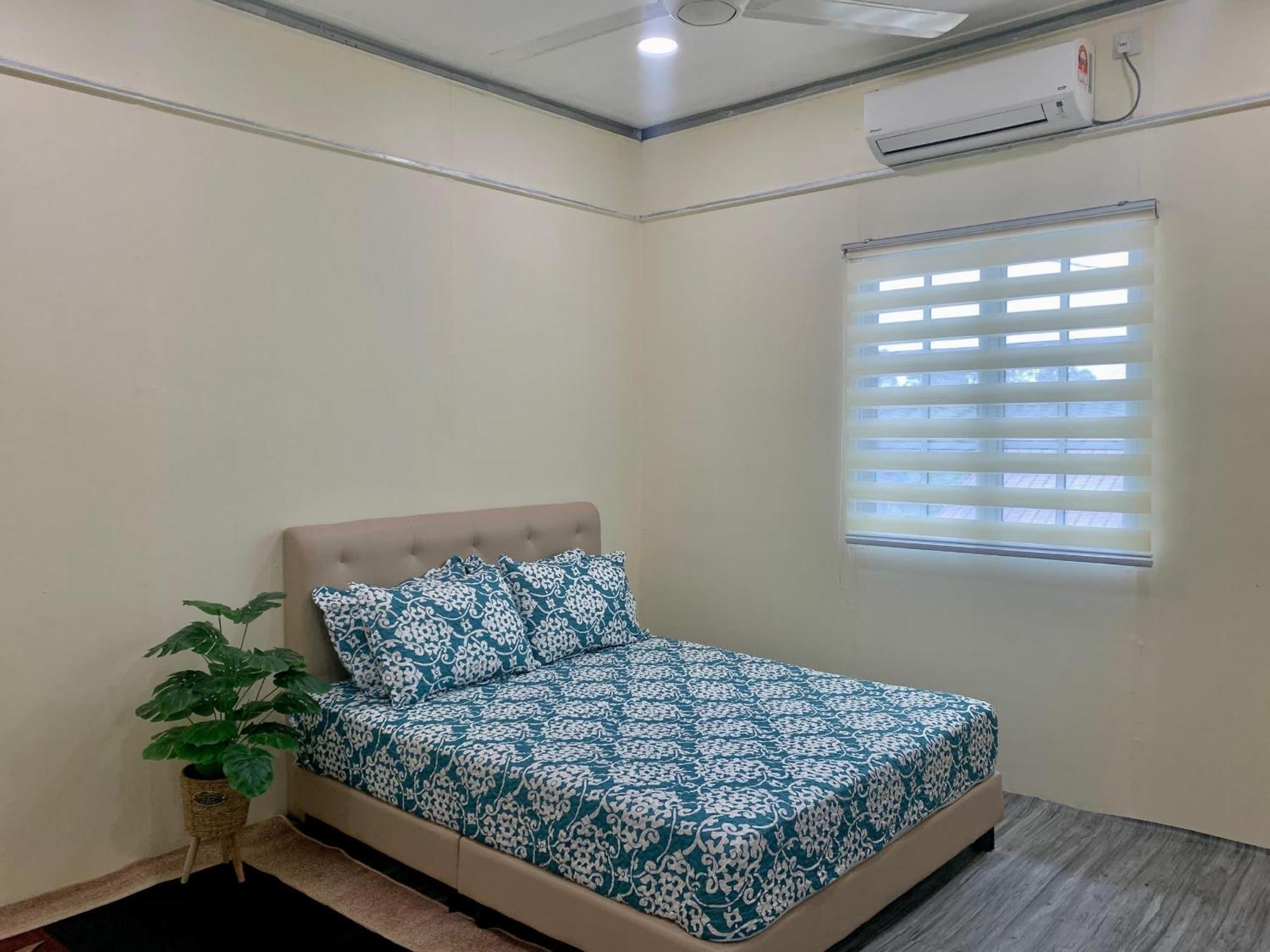 Tiara Inn Homestay 2 Tingkat Pontian Johor Pontian Besar Exteriör bild