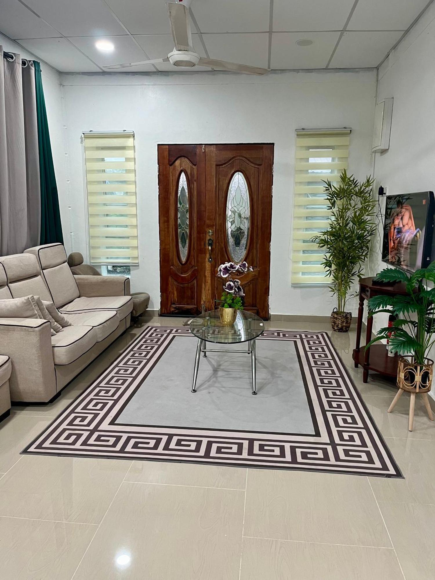 Tiara Inn Homestay 2 Tingkat Pontian Johor Pontian Besar Exteriör bild